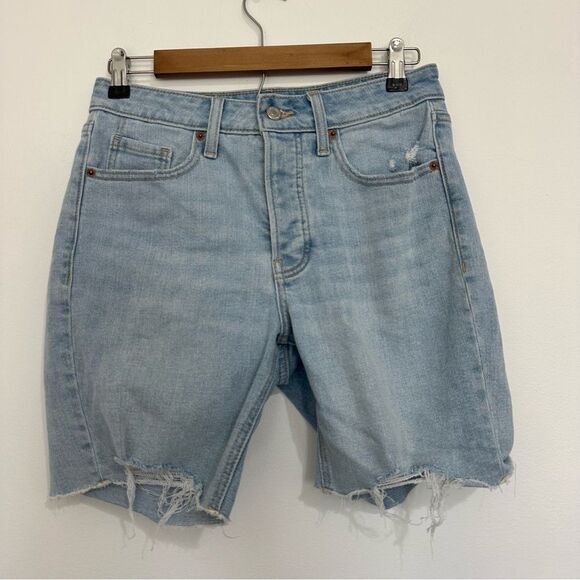 Old Navy Light Wash Denim Shorts size 4 OG straight - Picture 1 of 4
